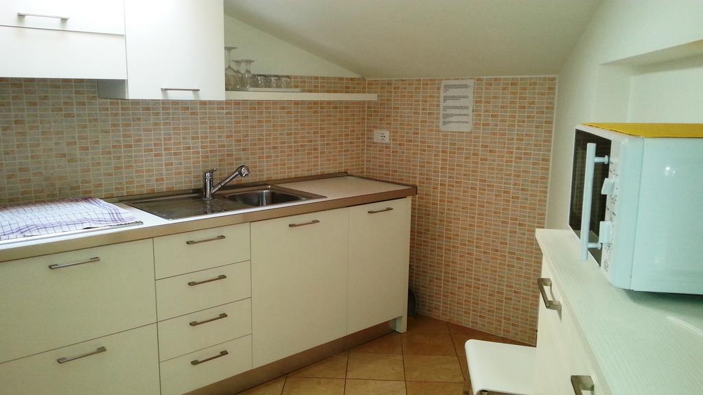 Appartamento Villa Elison Lazise Bagian luar foto