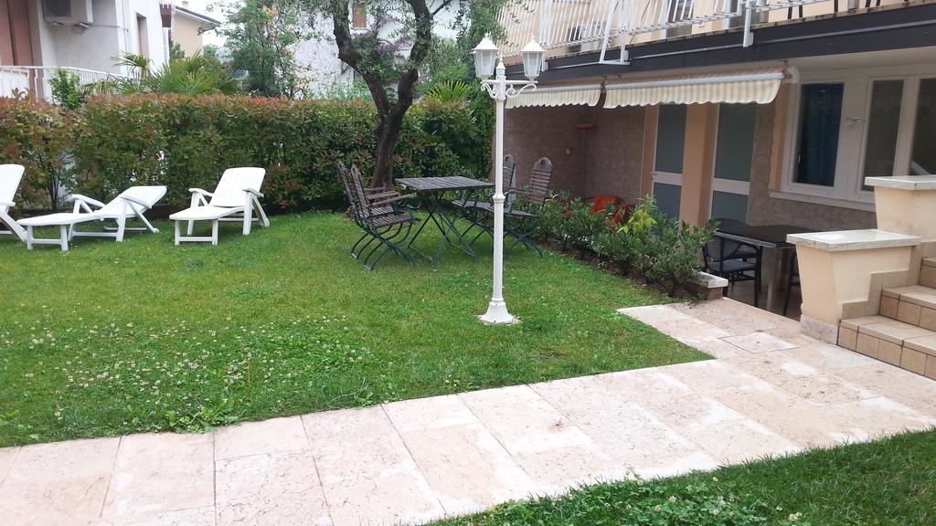 Appartamento Villa Elison Lazise Bagian luar foto