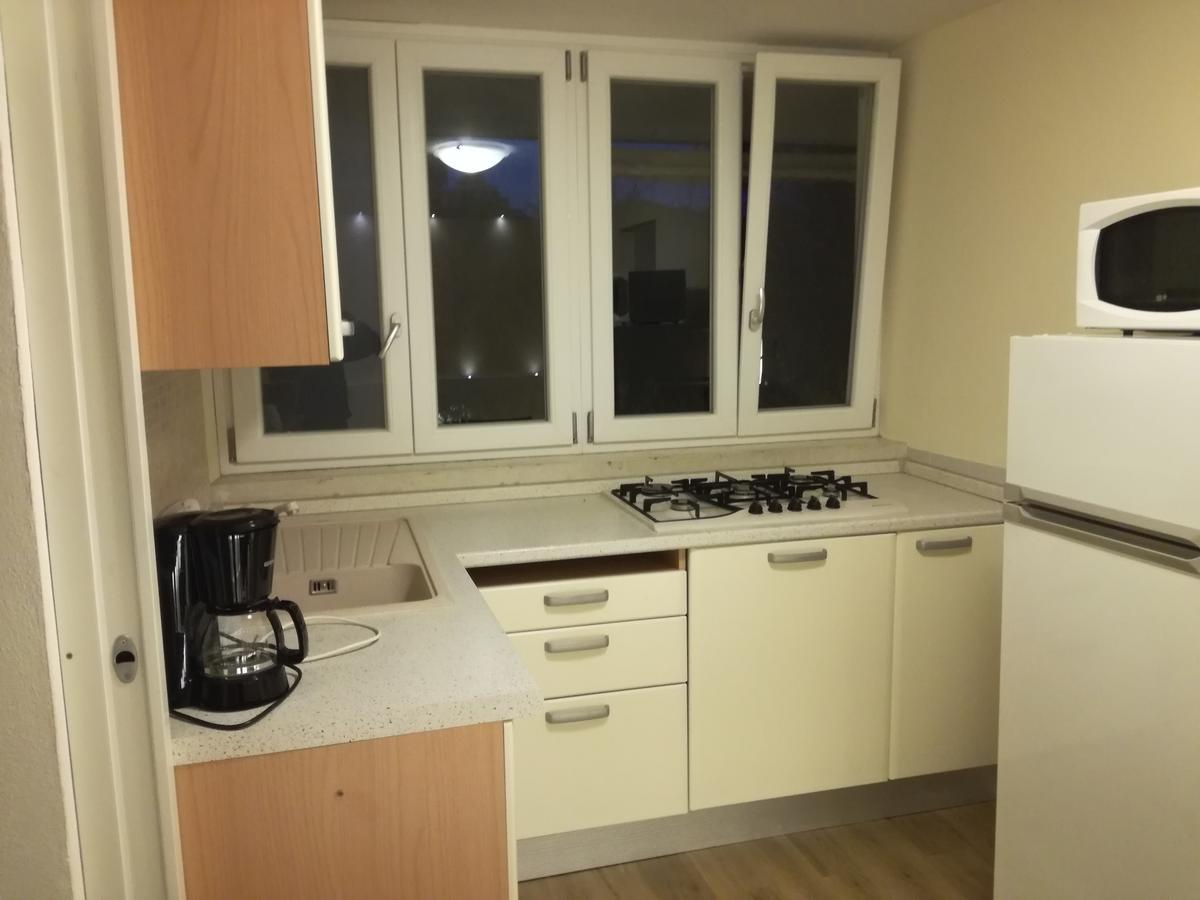 Appartamento Villa Elison Lazise Bagian luar foto