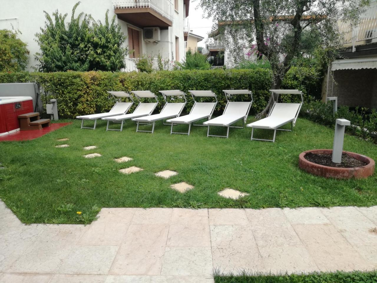 Appartamento Villa Elison Lazise Bagian luar foto