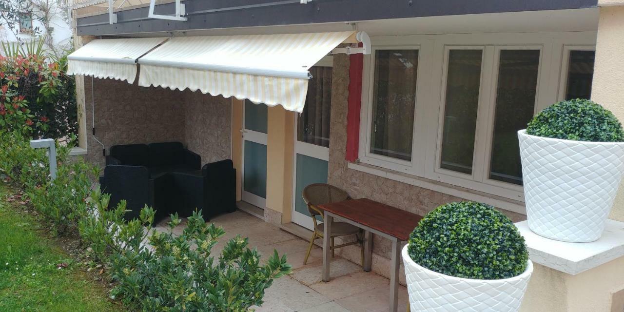 Appartamento Villa Elison Lazise Bagian luar foto